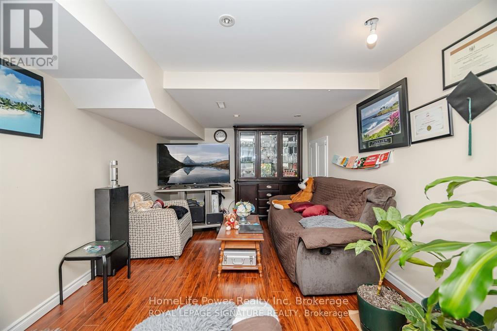 15 Lucky Lane, Brampton (Sandringham-Wellington), Ontario  L6R 3M3 - Photo 43 - W13680156
