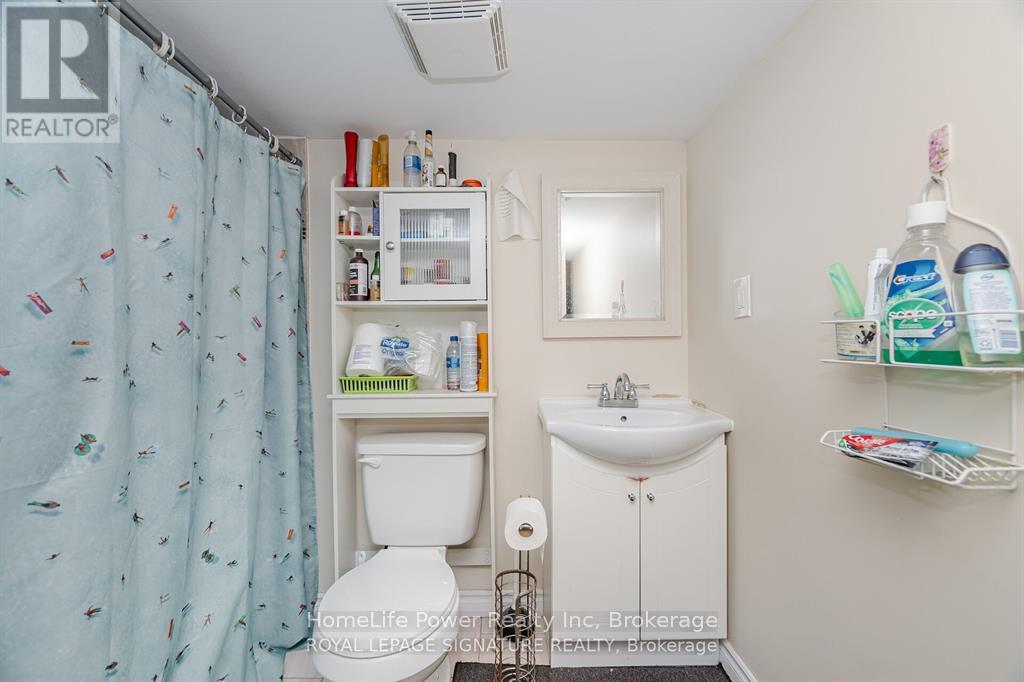 15 Lucky Lane, Brampton (Sandringham-Wellington), Ontario  L6R 3M3 - Photo 46 - W13680156