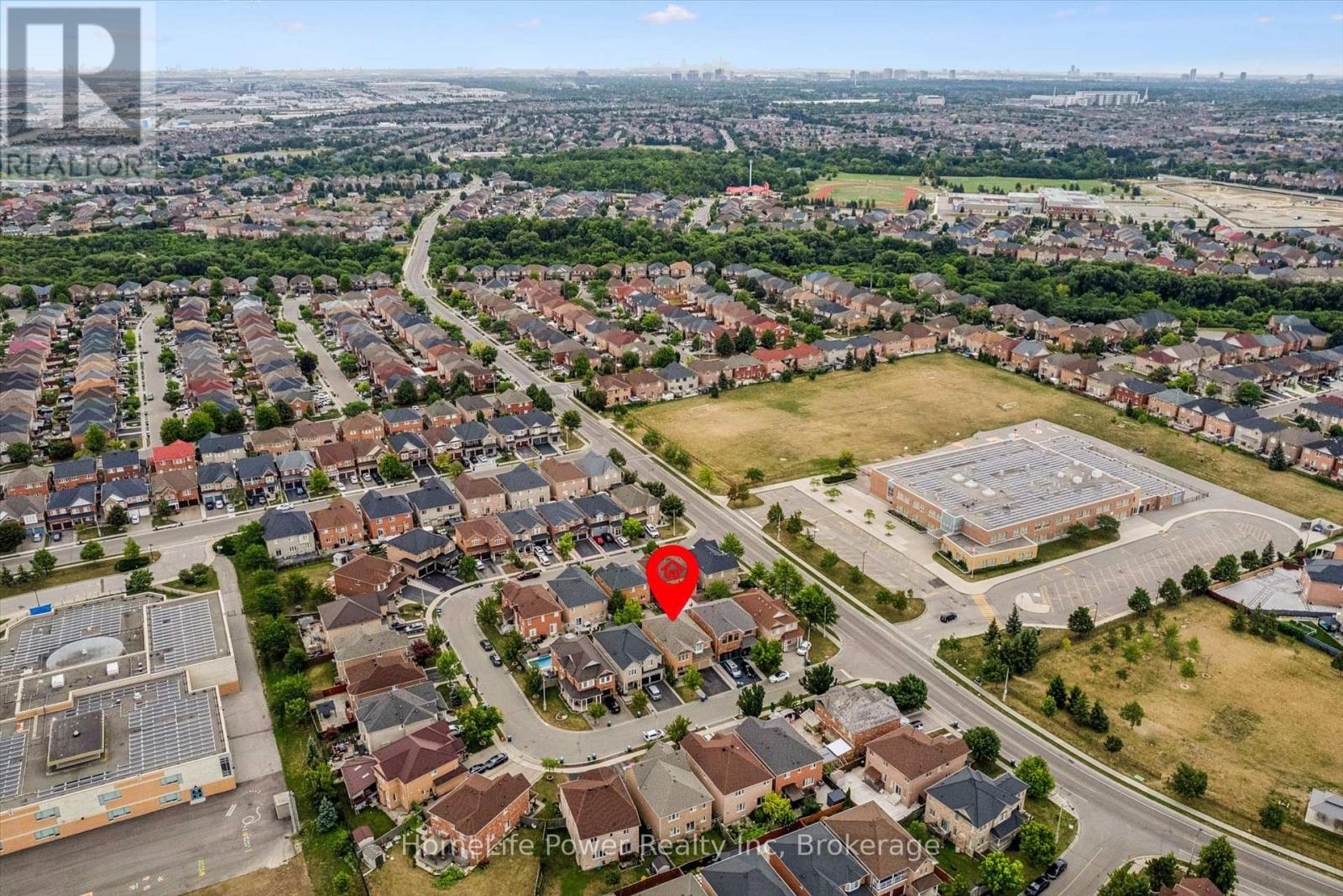 15 Lucky Lane, Brampton (Sandringham-Wellington), Ontario  L6R 3M3 - Photo 48 - W13680156