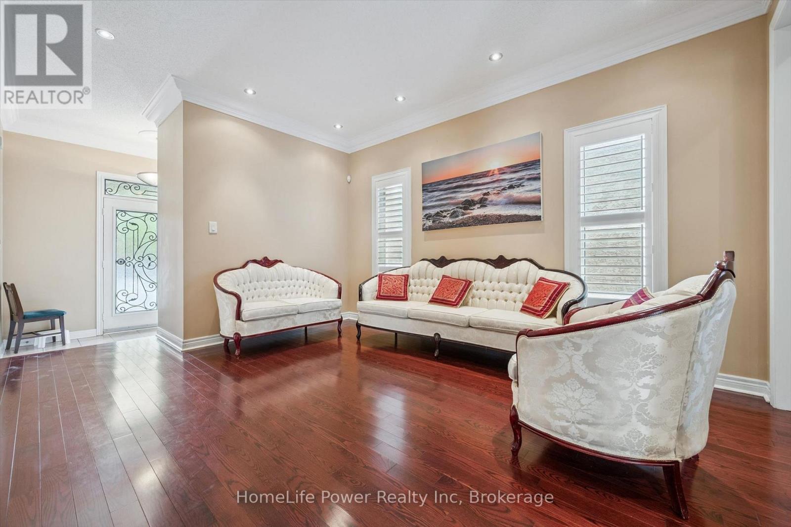 15 Lucky Lane, Brampton (Sandringham-Wellington), Ontario  L6R 3M3 - Photo 6 - W13680156
