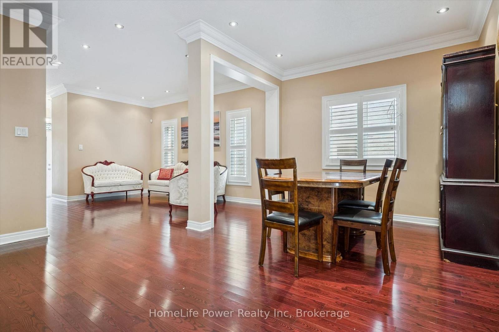 15 Lucky Lane, Brampton (Sandringham-Wellington), Ontario  L6R 3M3 - Photo 8 - W13680156