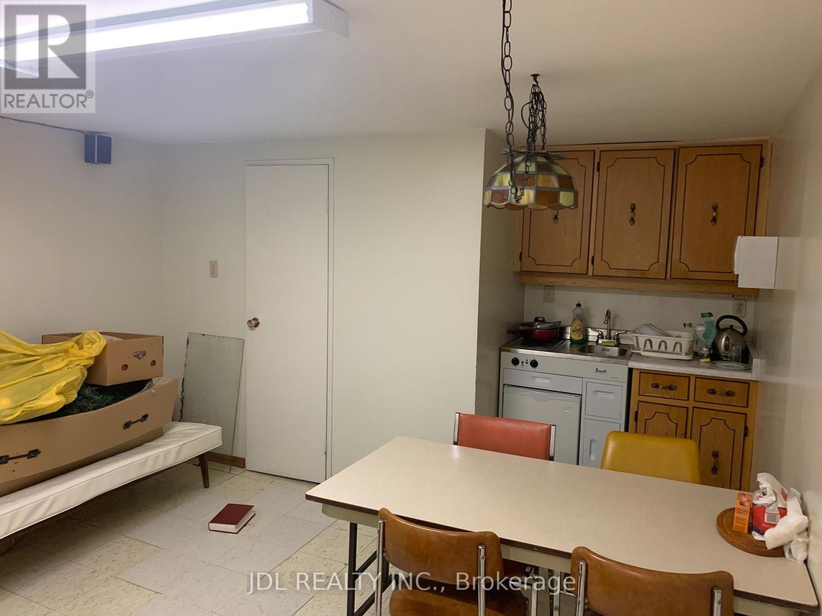 1071-B Bloor Street W, Toronto, Ontario  M6H 1M5 - Photo 18 - C13680158