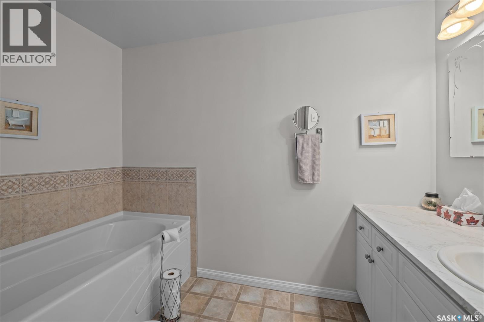 225 1st Street, Beatty, Saskatchewan  S0J 0C0 - Photo 24 - SK044794