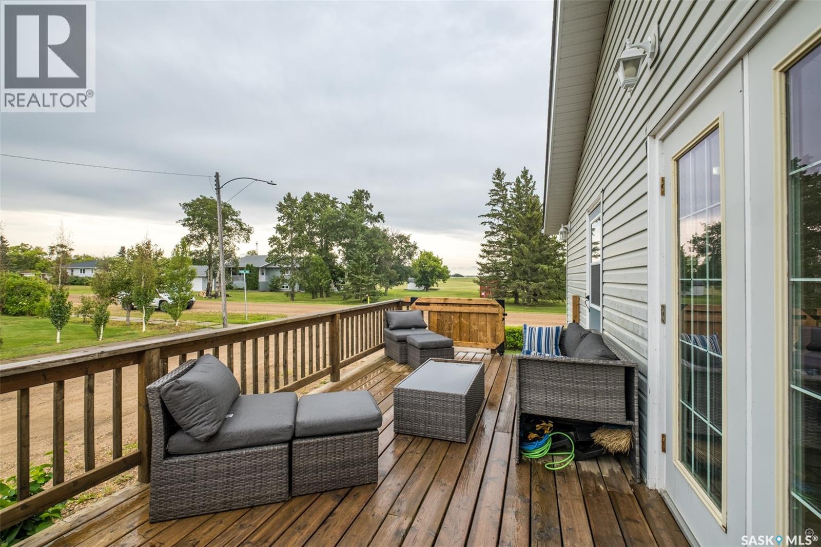 225 1st Street, Beatty, Saskatchewan  S0J 0C0 - Photo 32 - SK044794