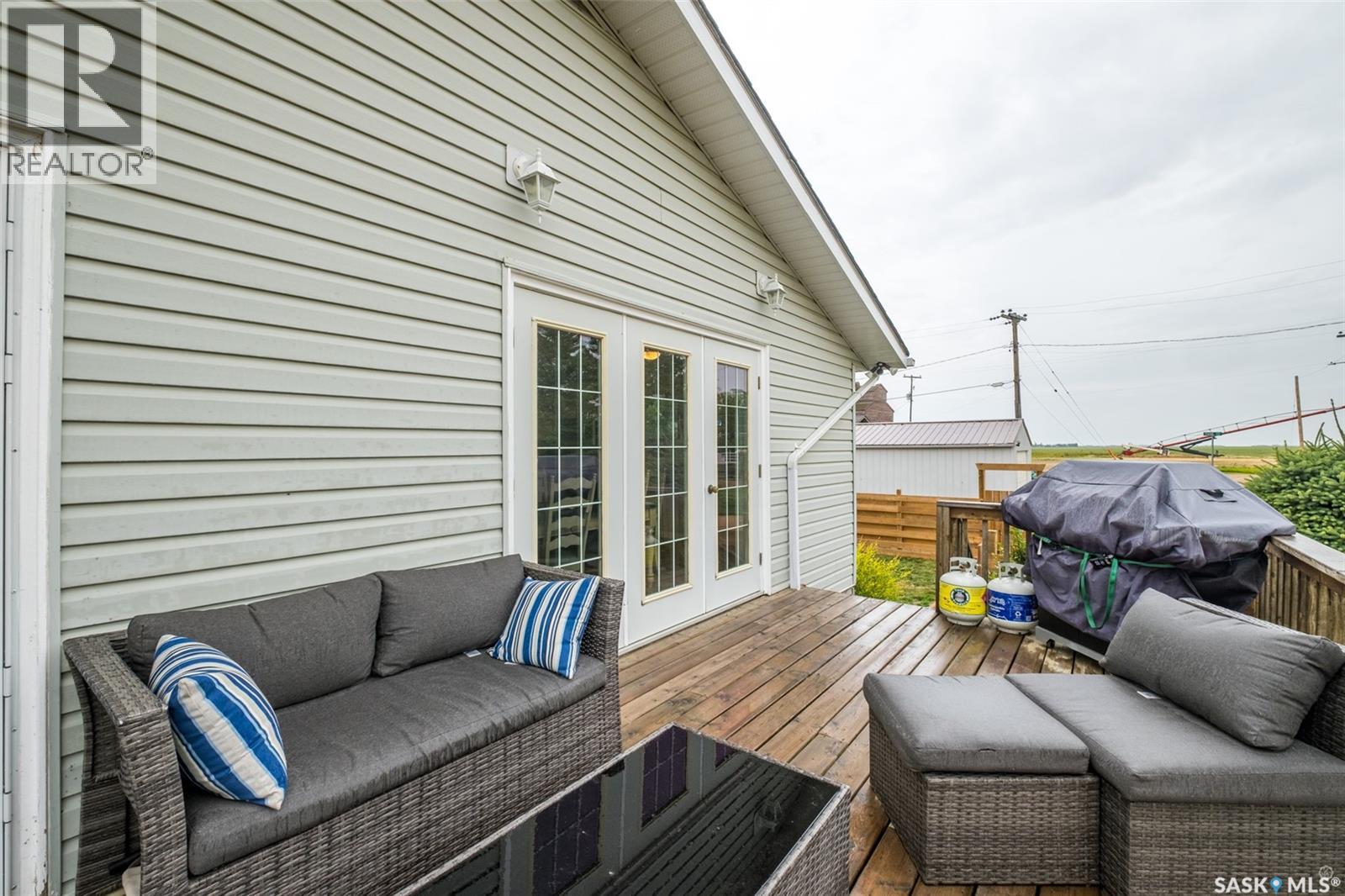 225 1st Street, Beatty, Saskatchewan  S0J 0C0 - Photo 31 - SK044794