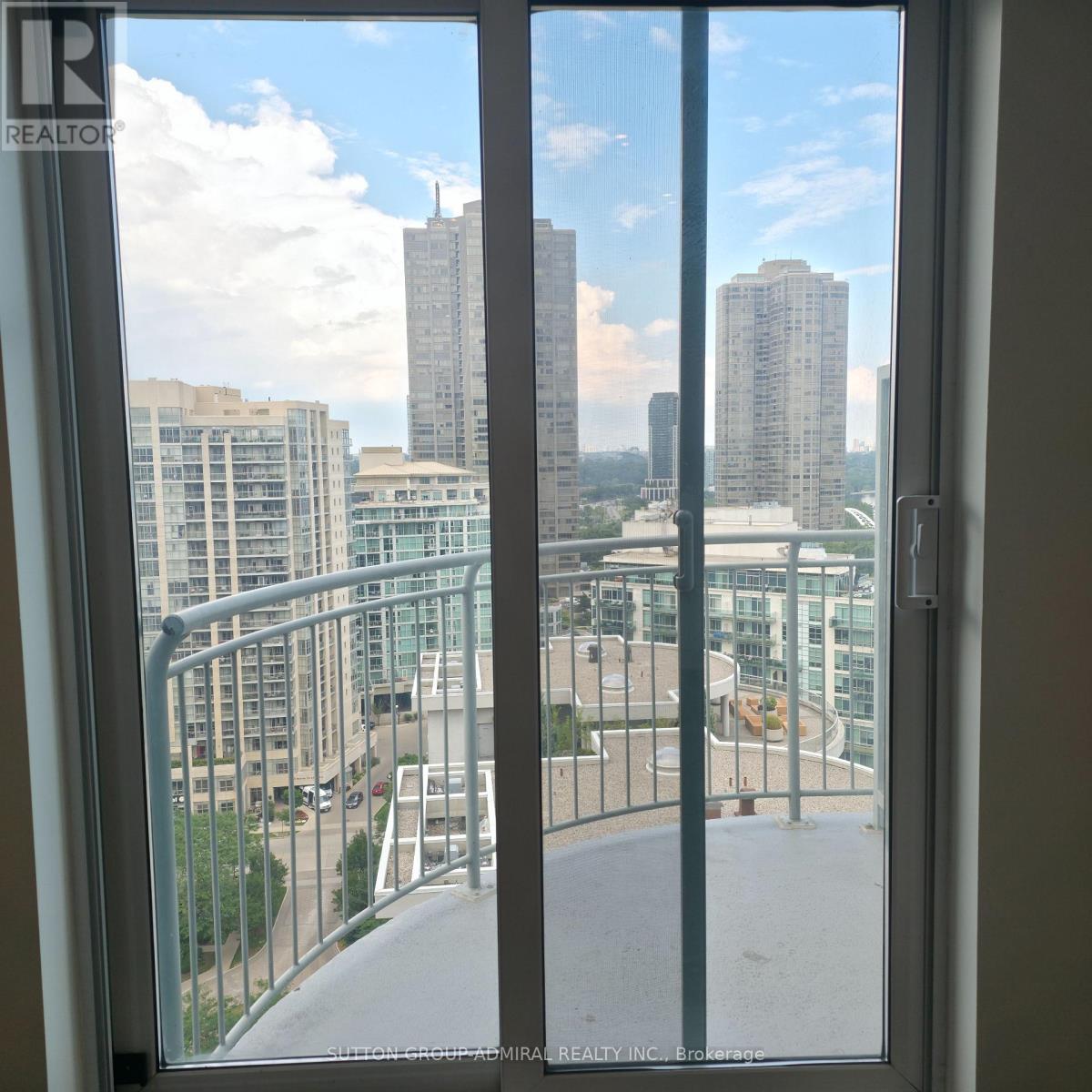Ph18 - 2111 Lake Shore Boulevard W, Toronto, Ontario  M8V 4B2 - Photo 14 - W13680160