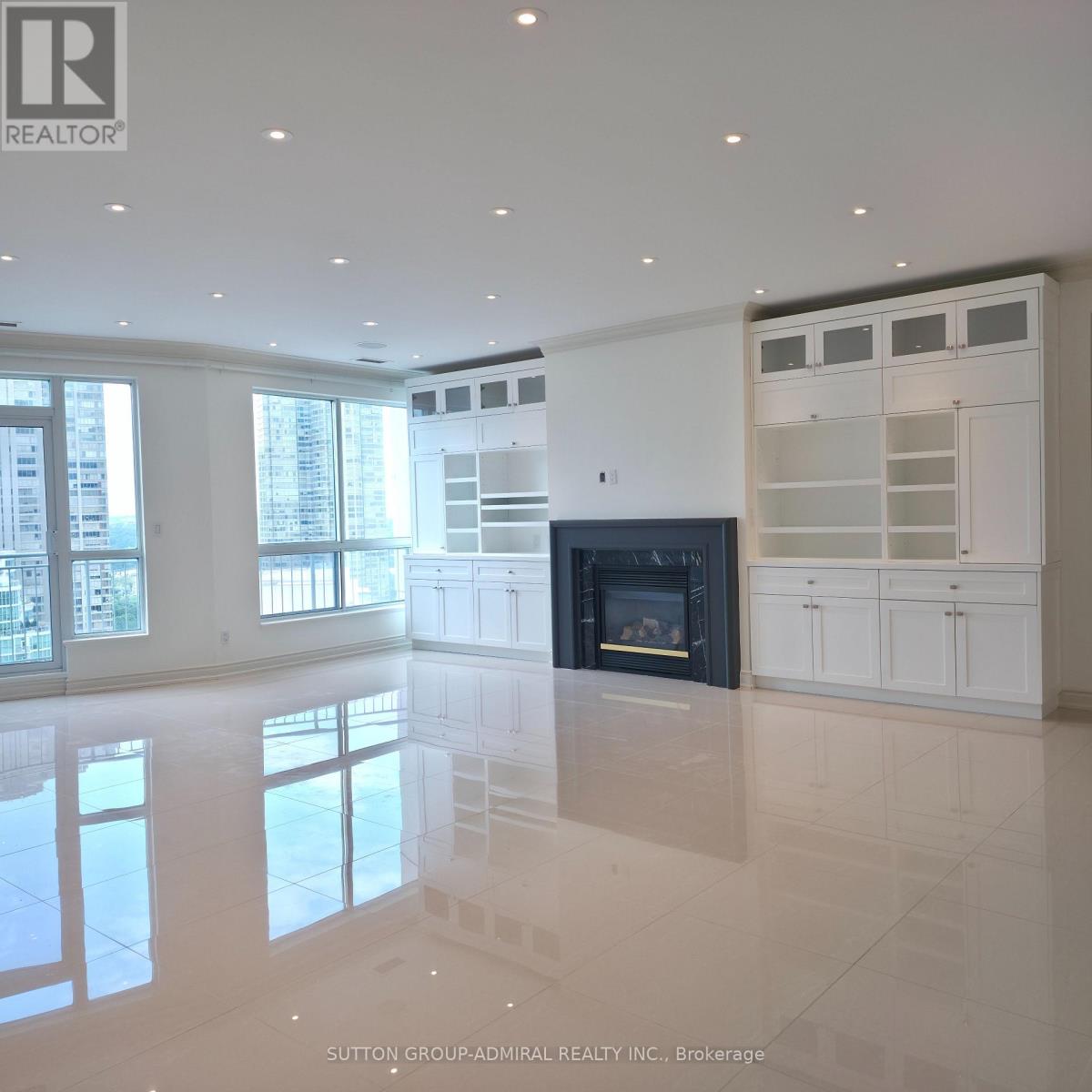 Ph18 - 2111 Lake Shore Boulevard W, Toronto, Ontario  M8V 4B2 - Photo 4 - W13680160