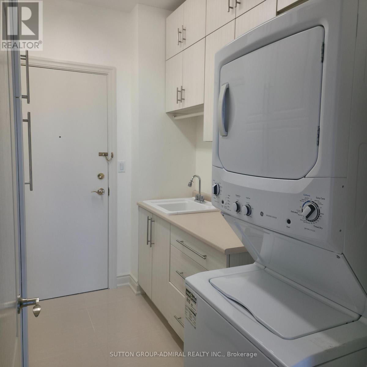 Ph18 - 2111 Lake Shore Boulevard W, Toronto, Ontario  M8V 4B2 - Photo 8 - W13680160