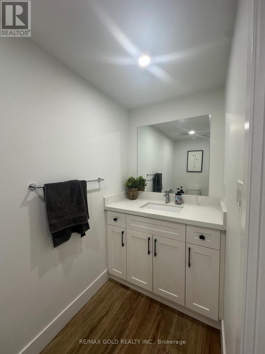 2 - 136 Guelph Street, Halton Hills, Ontario  L7G 4A1 - Photo 6 - W13680166
