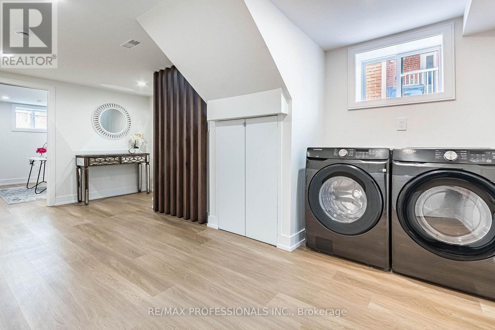 Lower - 48 Lloyd Manor Road, Toronto, Ontario  M9B 5H7 - Photo 14 - W13680202