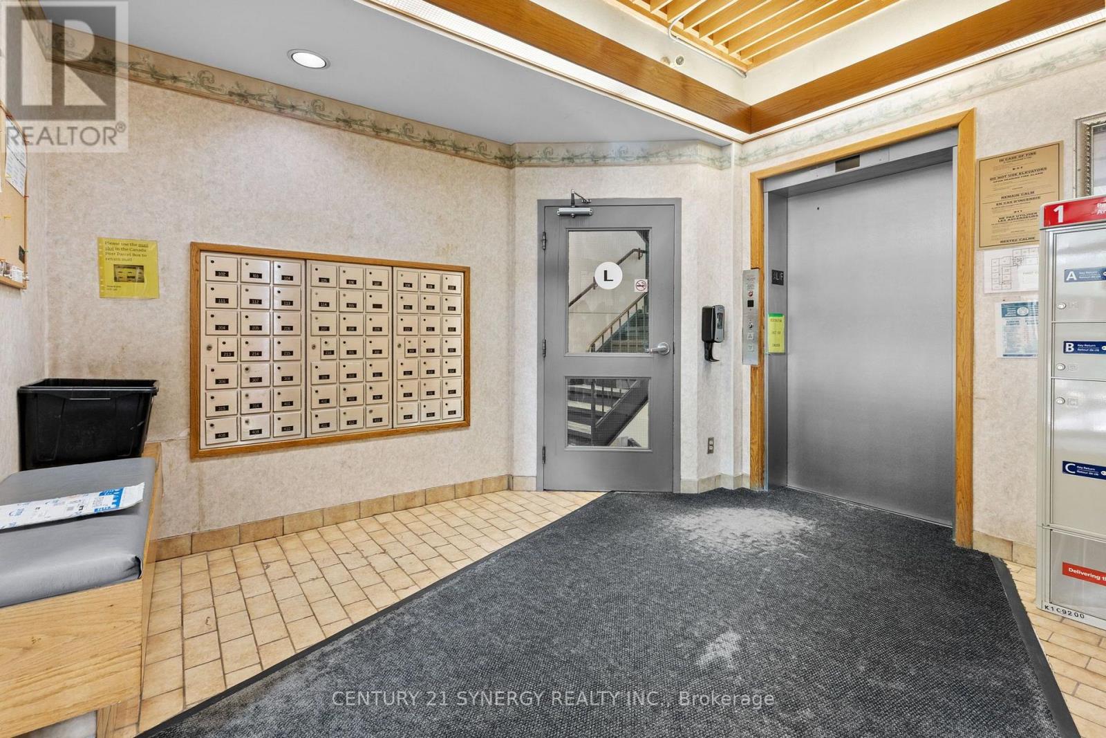 412 - 6470 Bilberry Drive, Ottawa, Ontario  K1C 4P1 - Photo 4 - X13592794