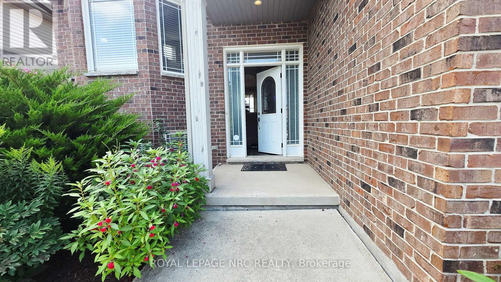7139 Parkside Road, Niagara Falls, Ontario  L2H 3L6 - Photo 2 - X13680228