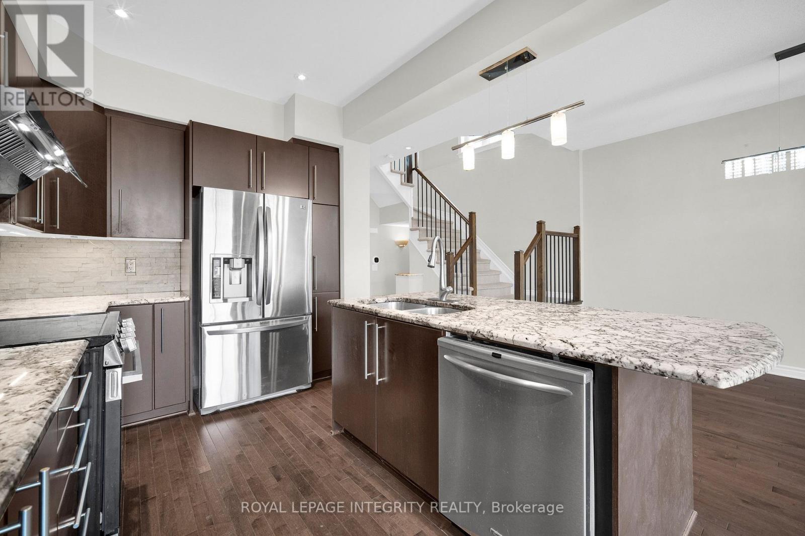 6067 North Bluff Drive, Ottawa, Ontario  K1V 2L6 - Photo 10 - X13673550