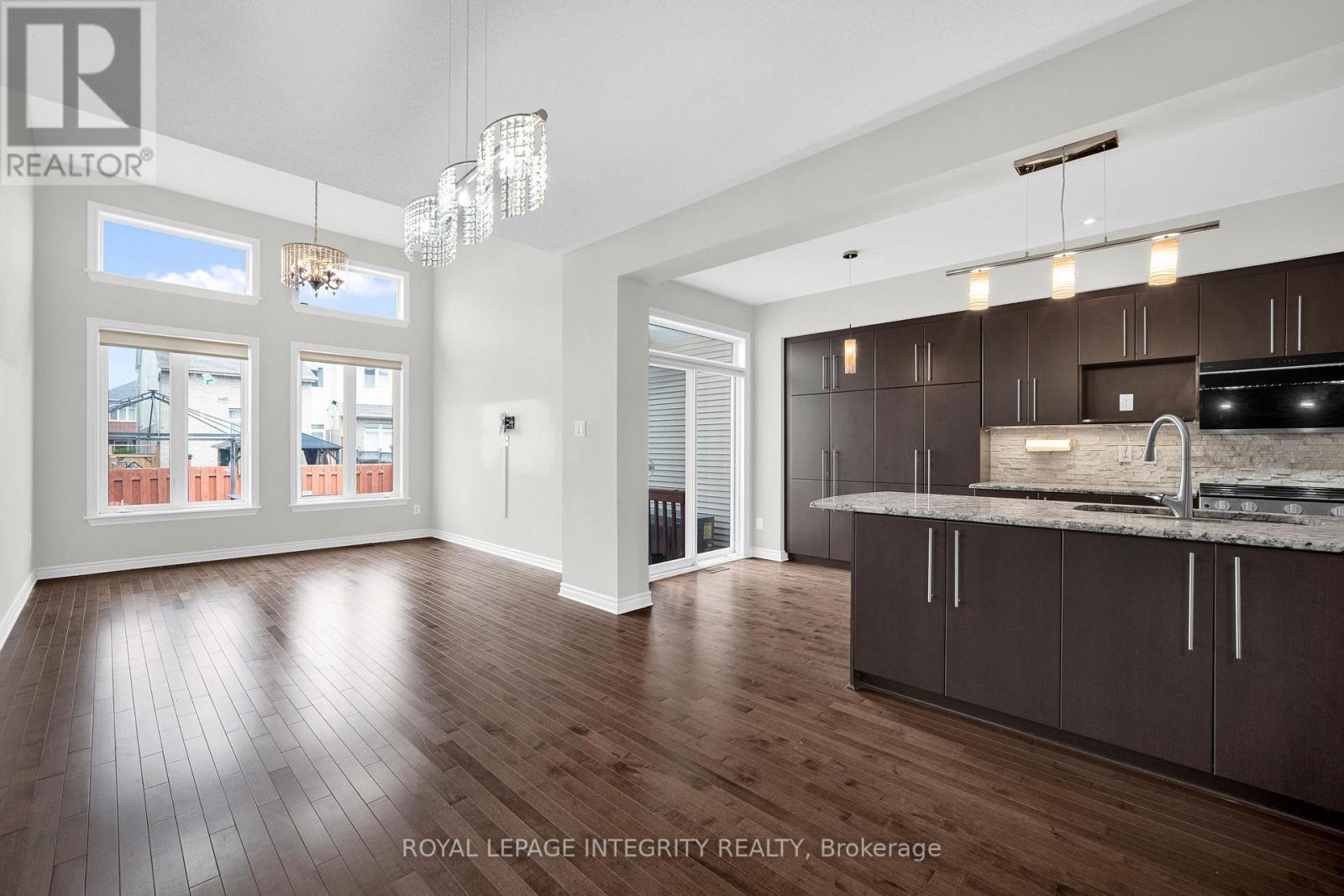 6067 North Bluff Drive, Ottawa, Ontario  K1V 2L6 - Photo 5 - X13673550