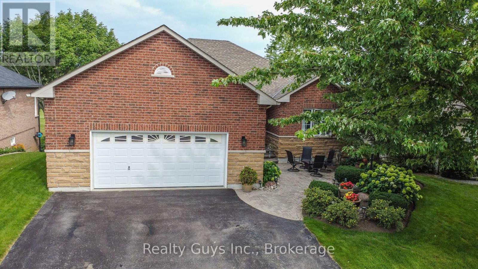 16 Crescent Moon Lane, Kawartha Lakes, Ontario  L0C 1G0 - Photo 4 - X13680226