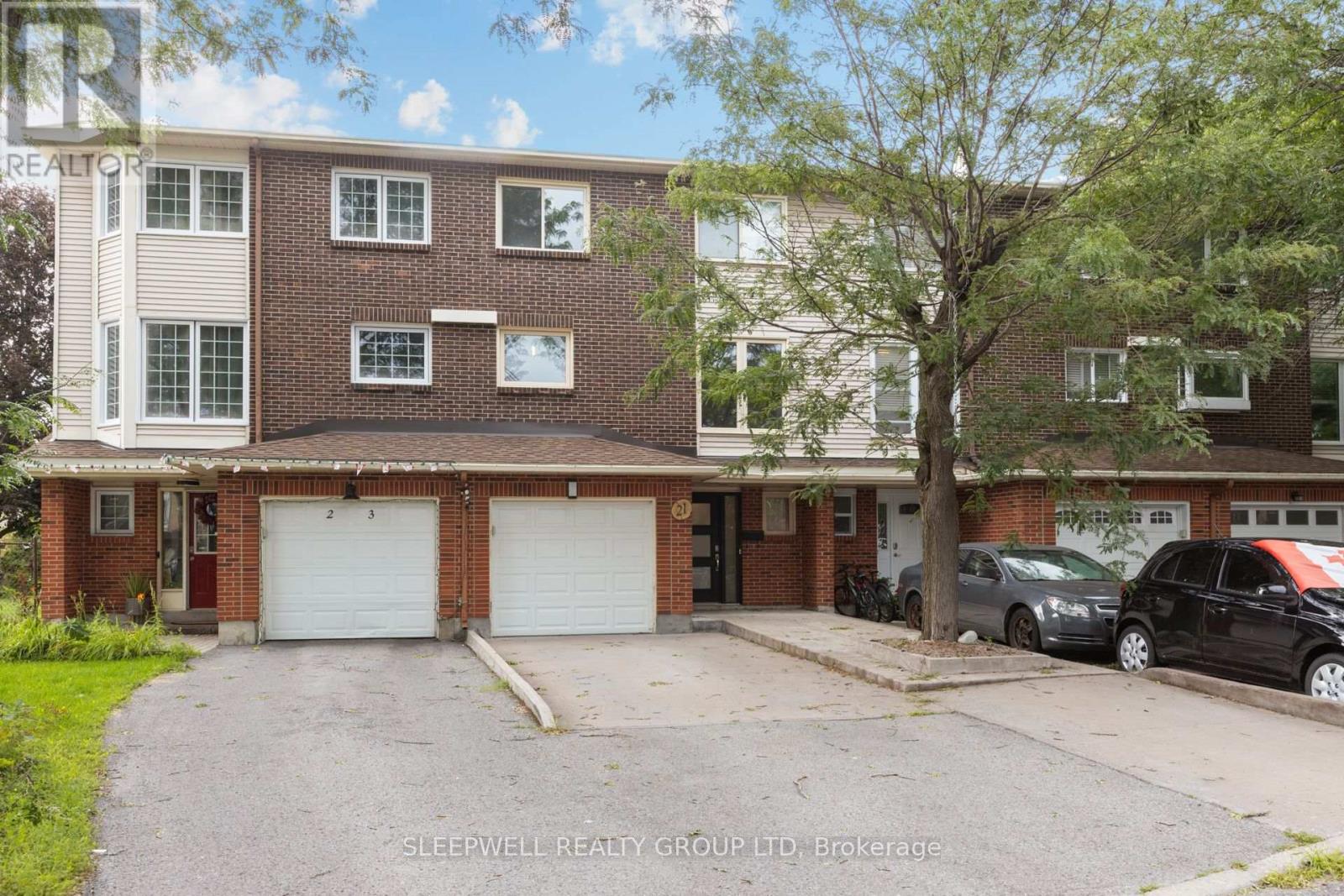 21 KEDGEWICK COURT, Ottawa, Ontario