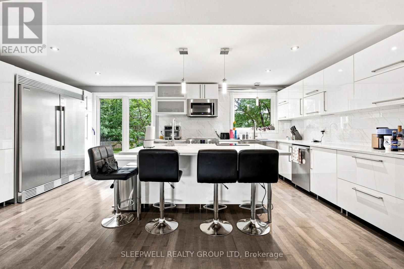 21 Kedgewick Court, Ottawa, Ontario K2G 4M9 - Photo 2 - X13680224