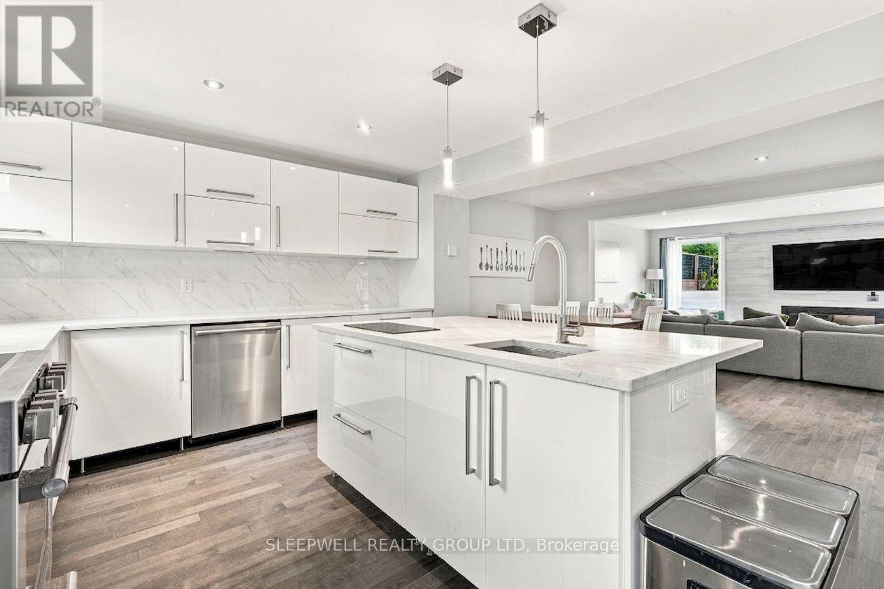 21 Kedgewick Court, Ottawa, Ontario K2G 4M9 - Photo 3 - X13680224