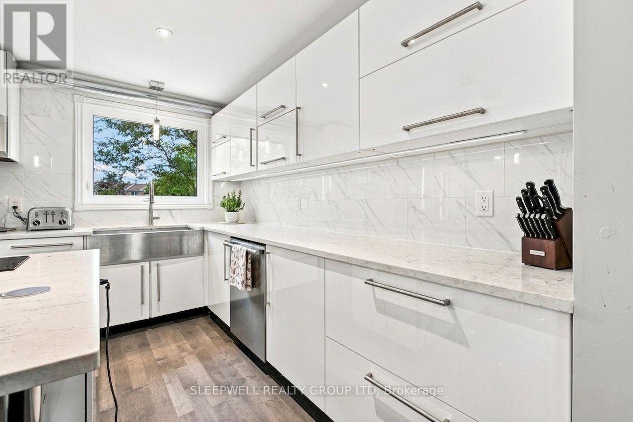 21 Kedgewick Court, Ottawa, Ontario K2G 4M9 - Photo 5 - X13680224