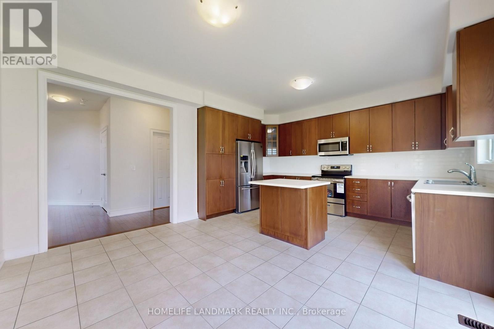 1533 Devine Point, Milton, Ontario  L9E 1H6 - Photo 18 - W13680230