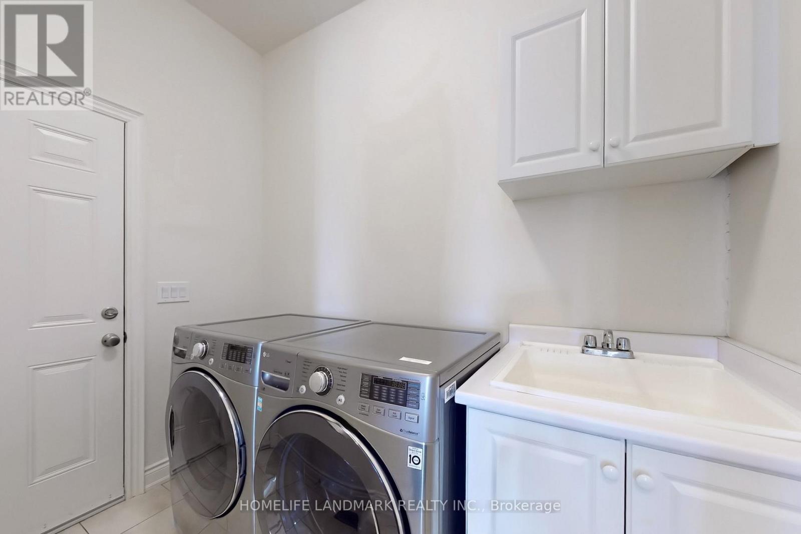 1533 Devine Point, Milton, Ontario  L9E 1H6 - Photo 24 - W13680230