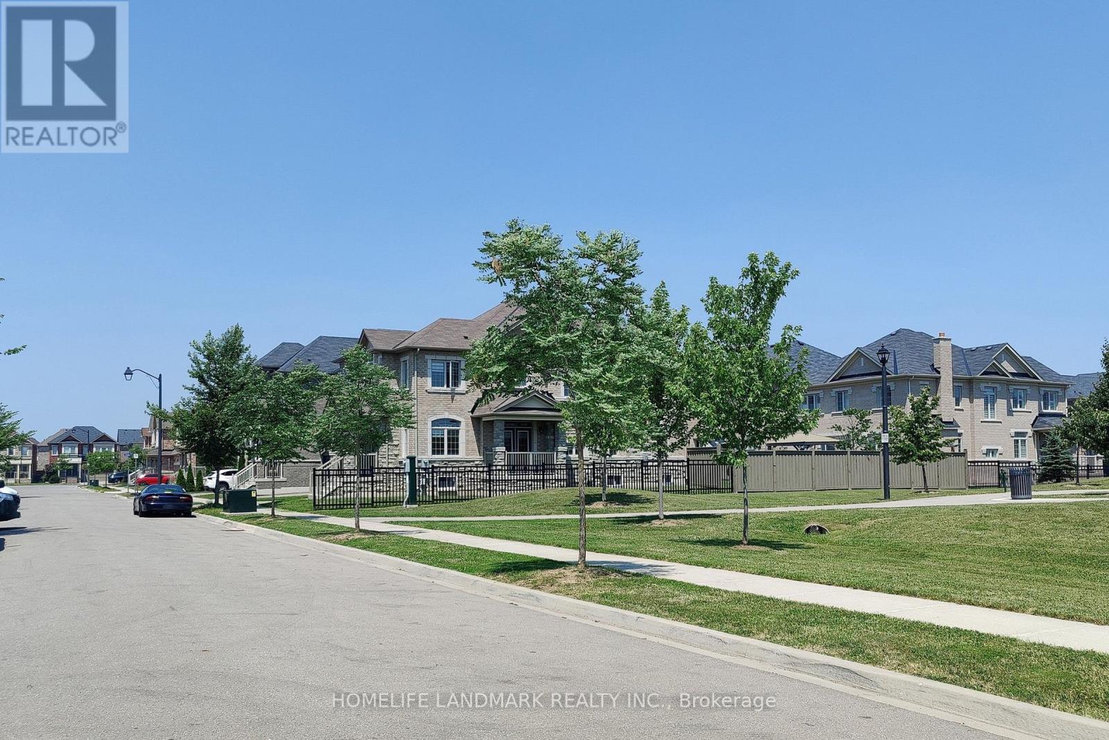 1533 Devine Point, Milton, Ontario  L9E 1H6 - Photo 44 - W13680230