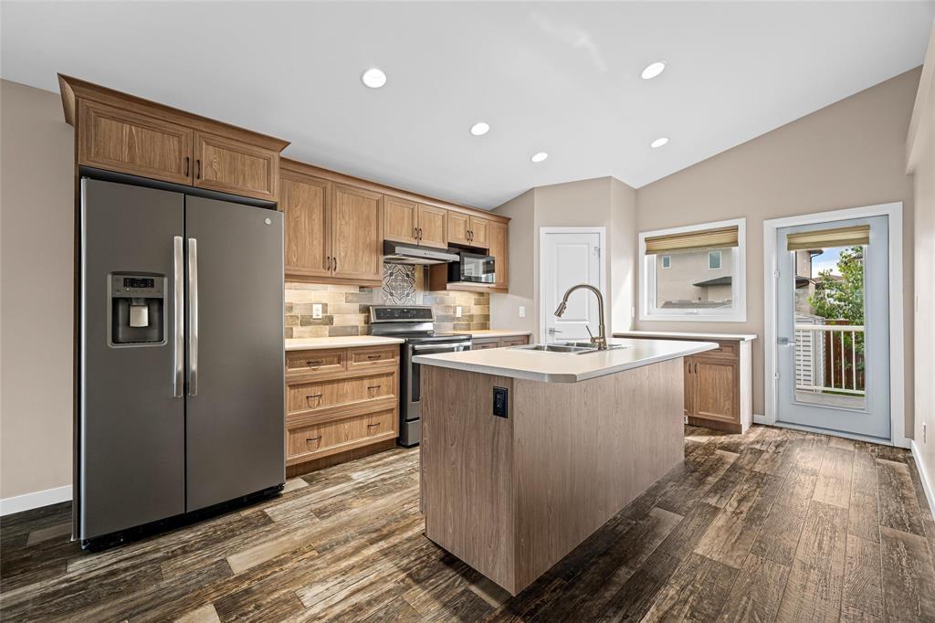30 Liba Way, Winnipeg, Manitoba  R3W 0M7 - Photo 10 - 202615726