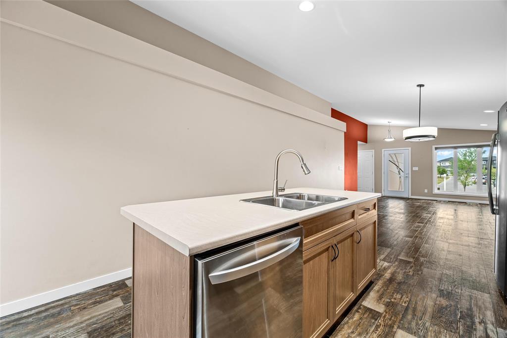 30 Liba Way, Winnipeg, Manitoba  R3W 0M7 - Photo 12 - 202615726