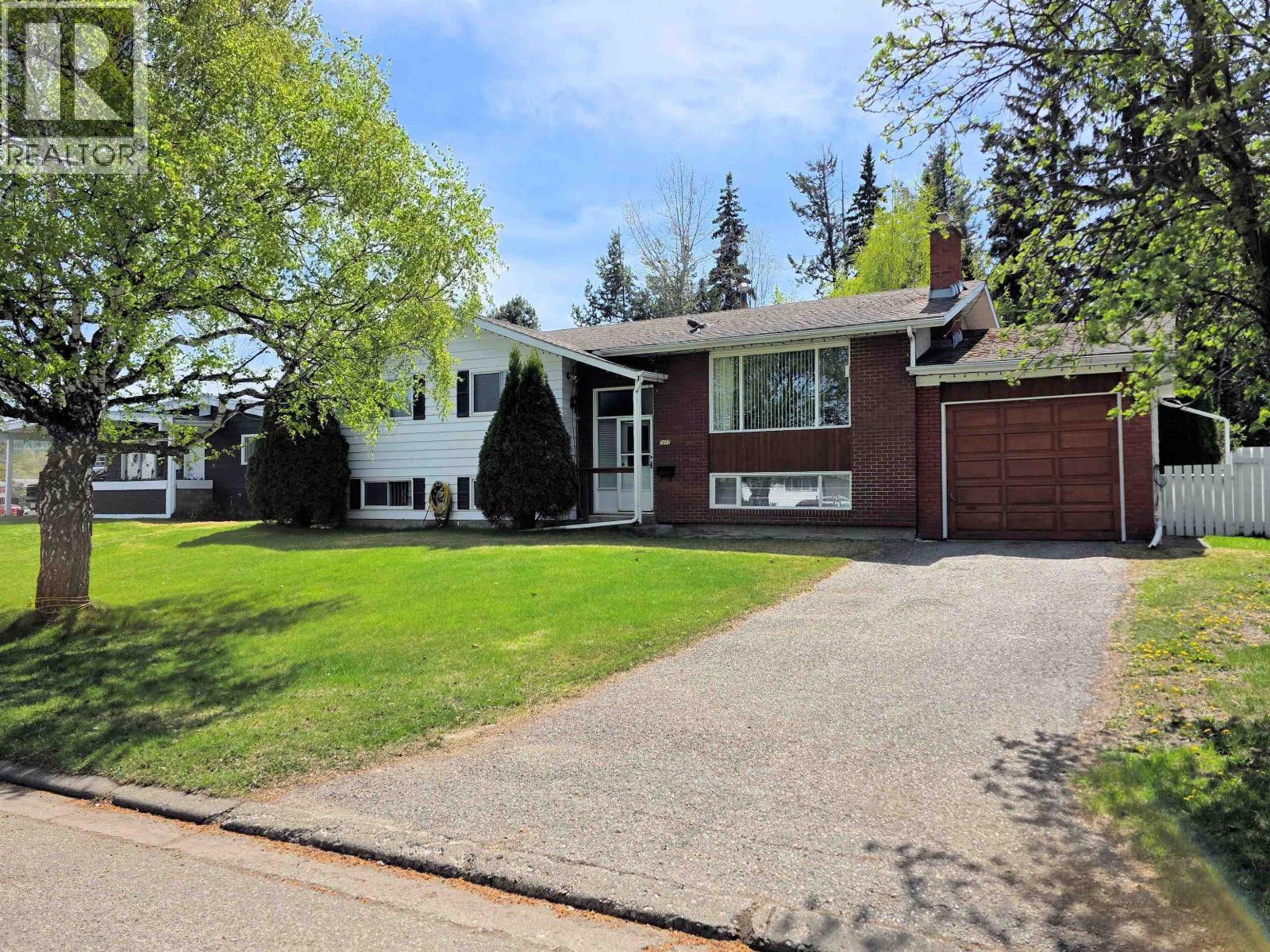 2697 Abbott Crescent, Prince George, British Columbia  V2L 2X6 - Photo 1 - R3156123