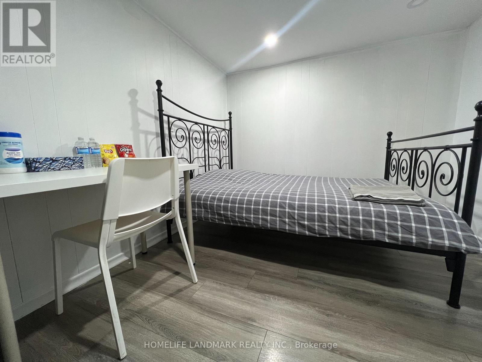 228 Hollywood Avenue, Toronto, Ontario  M2N 3K6 - Photo 17 - C13678216