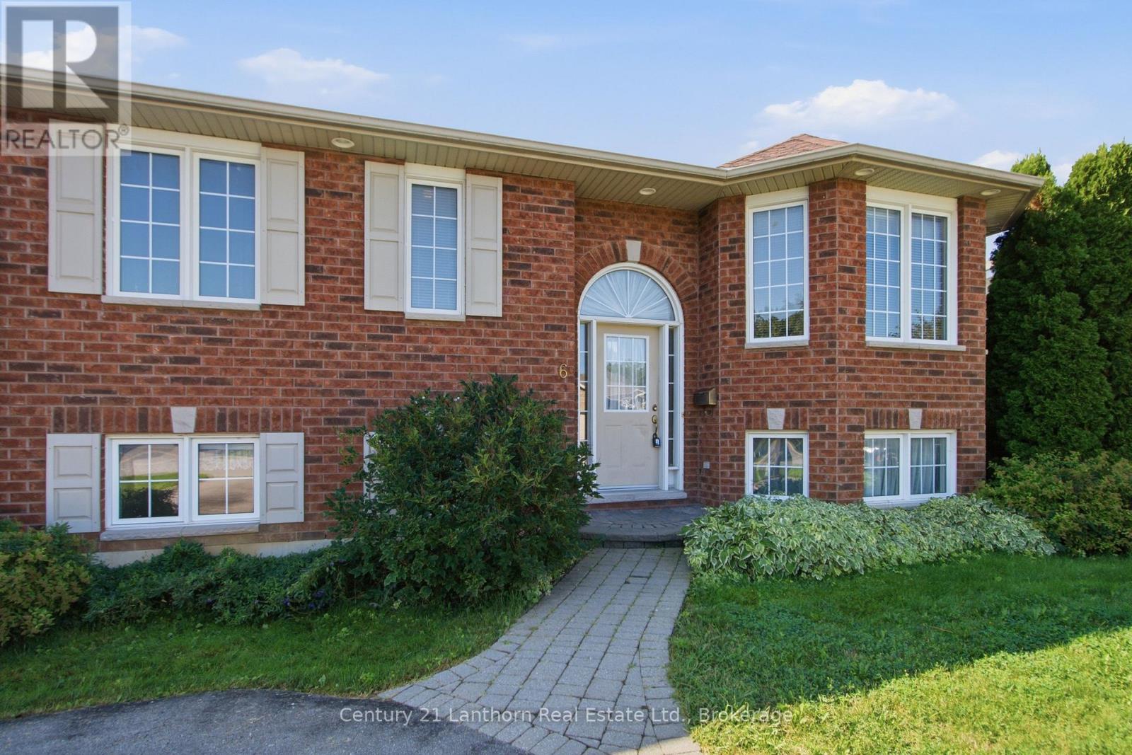 6 Chisholm Square, Belleville, Ontario  K8N 5Z4 - Photo 4 - X13414038