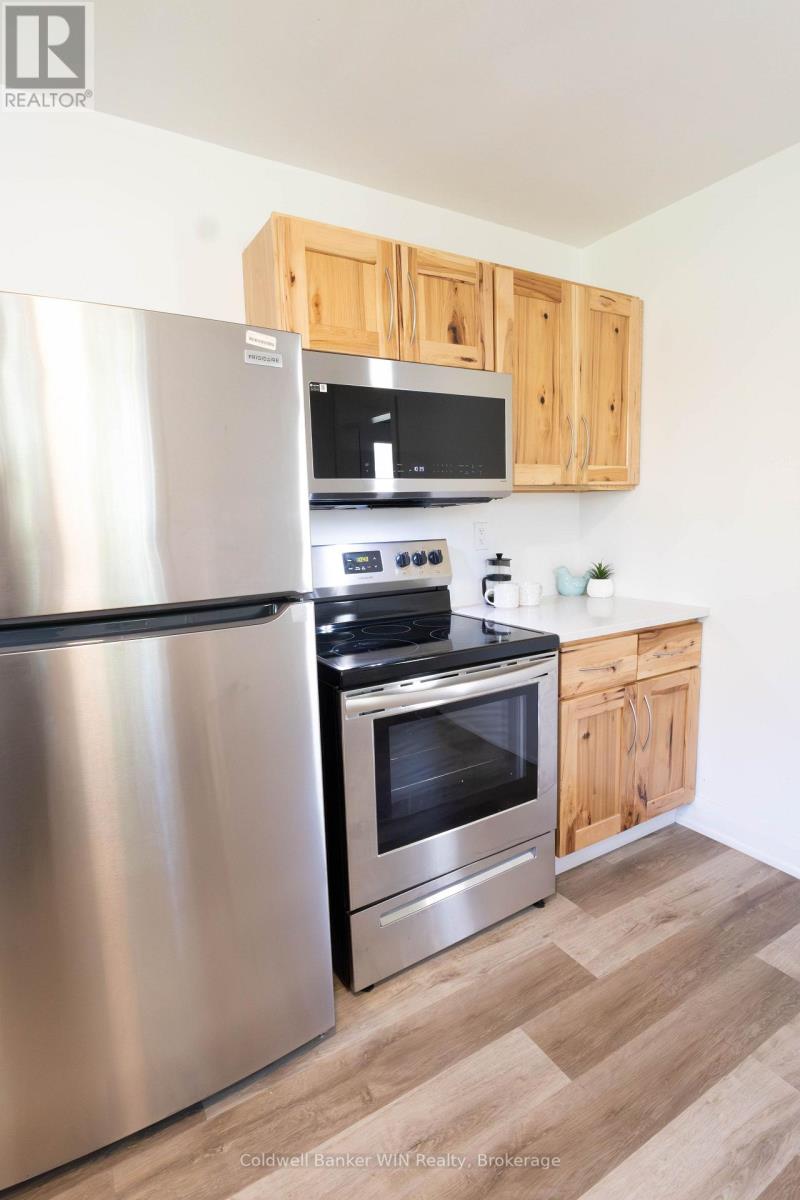 278 Queen Street S, West Grey, Ontario  N0G 1R0 - Photo 12 - X13680256