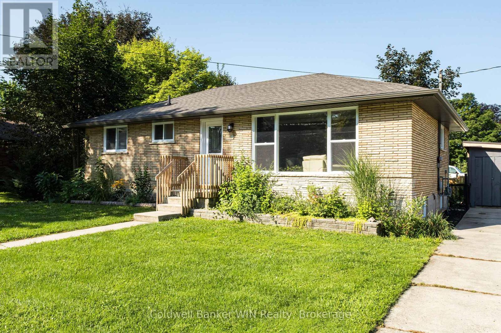 278 Queen Street S, West Grey, Ontario  N0G 1R0 - Photo 2 - X13680256