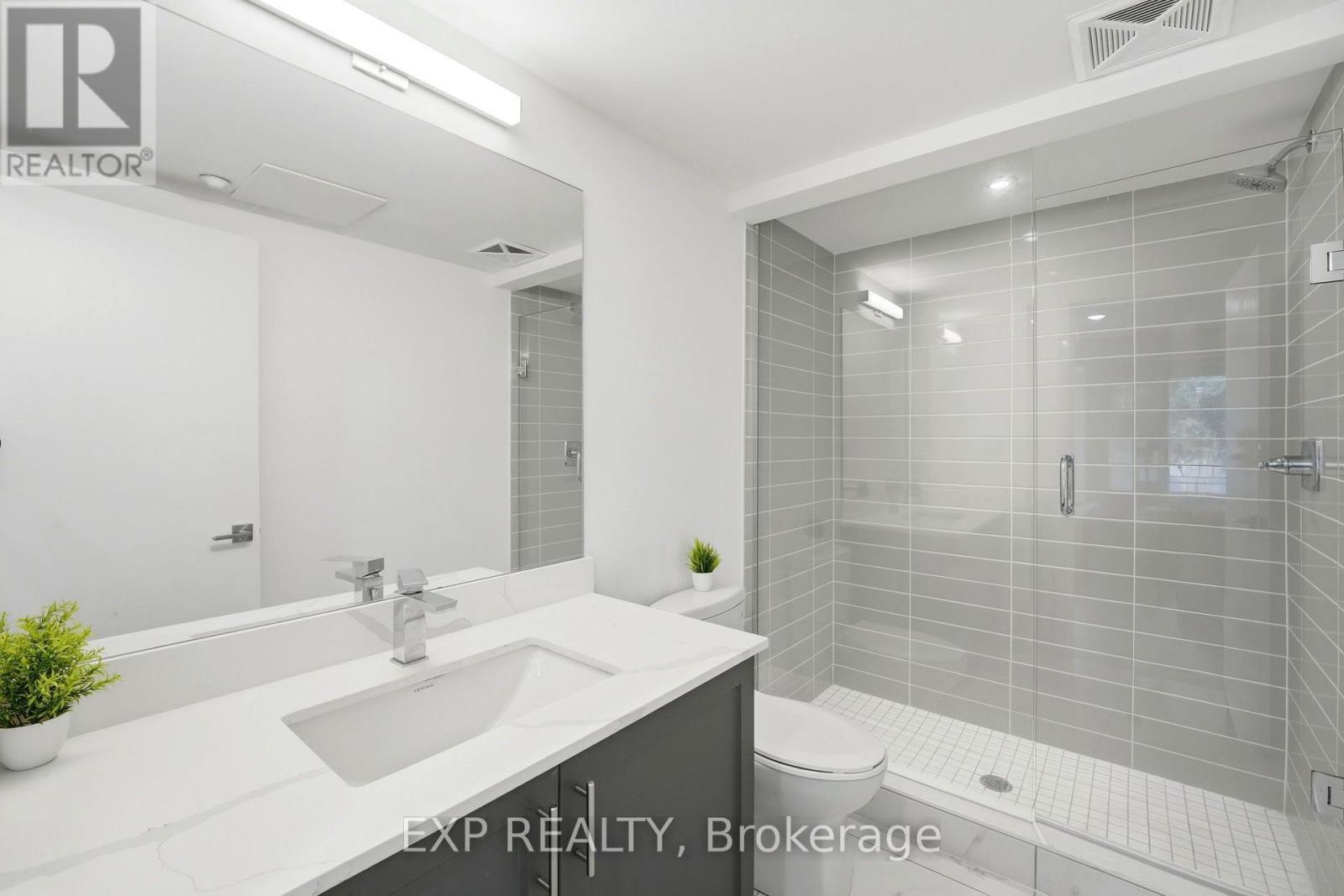 14 - 1475 O'connor Dr Drive, Toronto, Ontario  M4B 2V5 - Photo 13 - E13680248