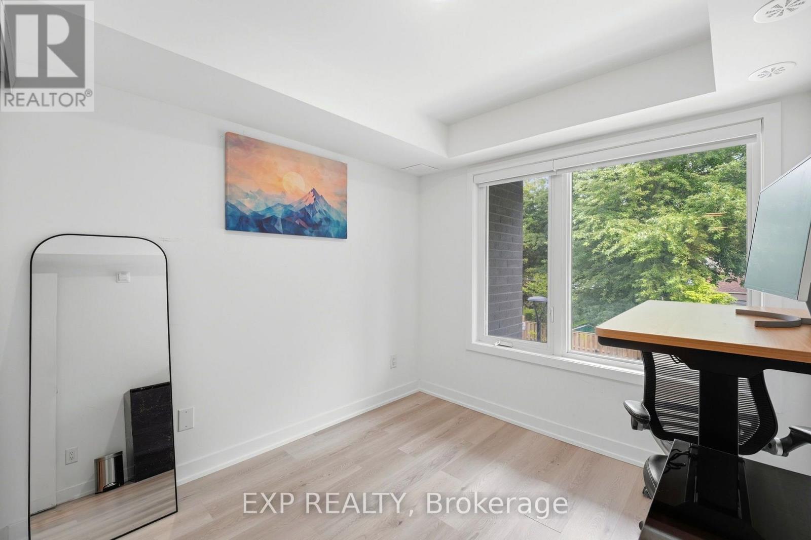 14 - 1475 O'connor Dr Drive, Toronto, Ontario  M4B 2V5 - Photo 16 - E13680248