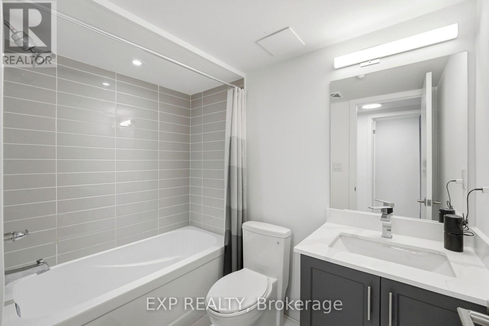 14 - 1475 O'connor Dr Drive, Toronto, Ontario  M4B 2V5 - Photo 18 - E13680248
