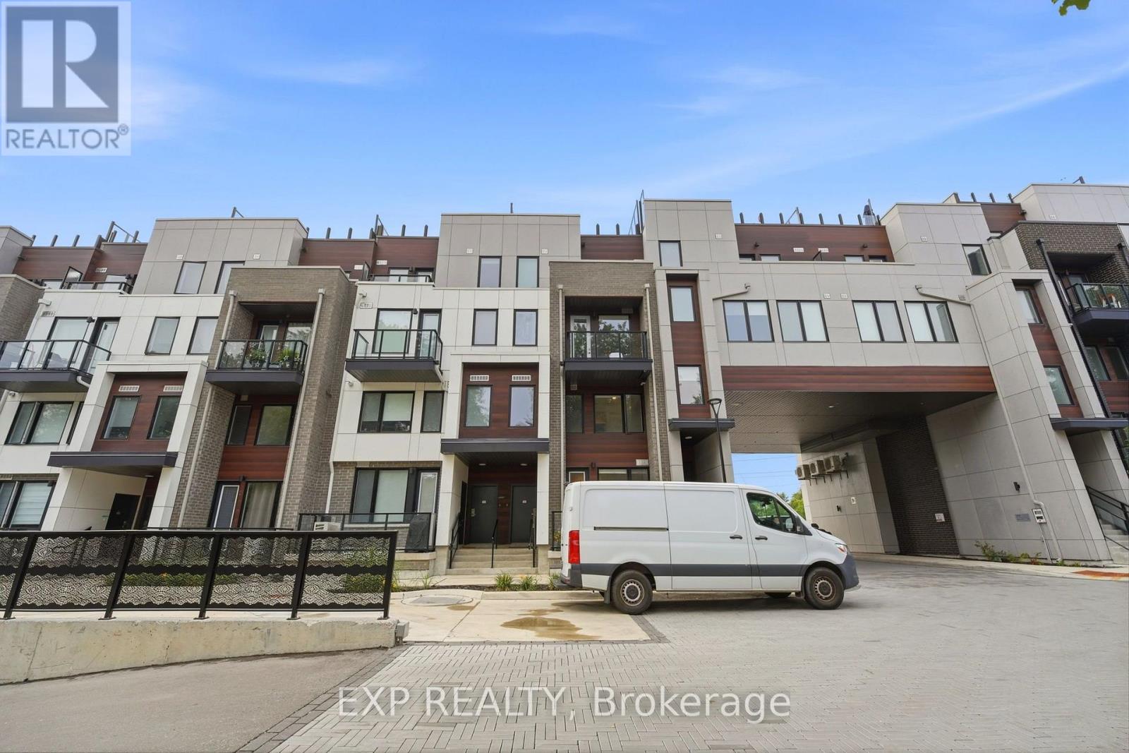 14 - 1475 O'connor Dr Drive, Toronto, Ontario  M4B 2V5 - Photo 23 - E13680248