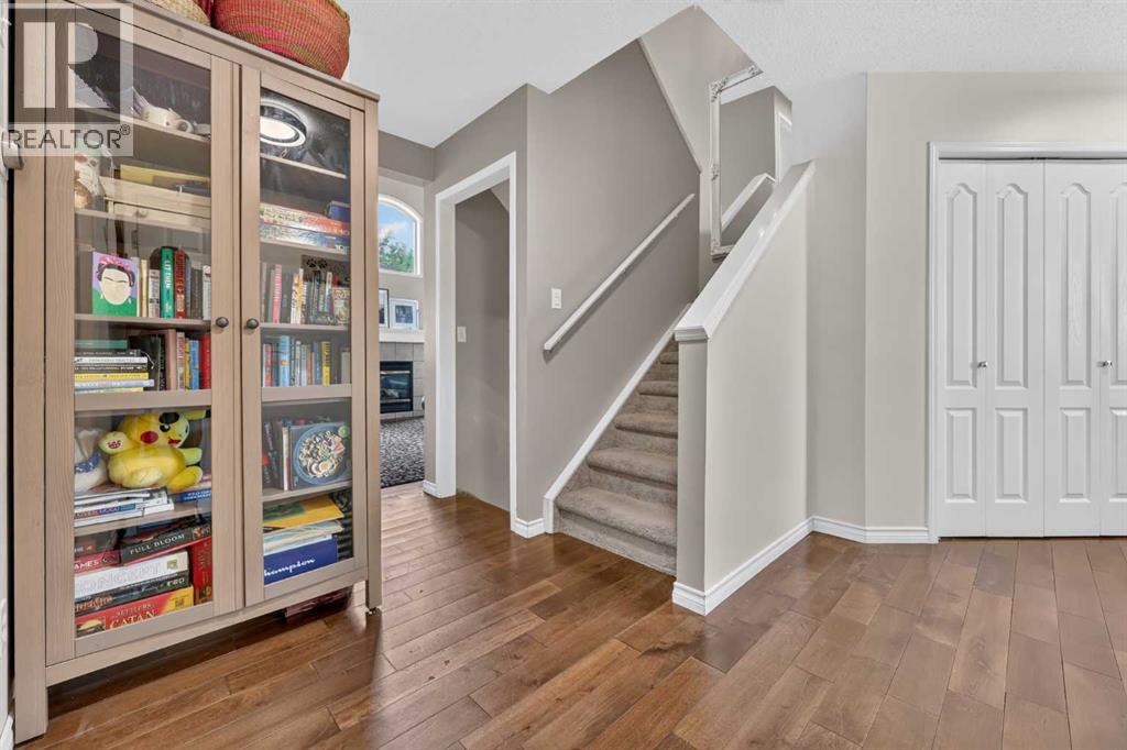 138 Tuscarora Way NW, Calgary, Alberta  T3L 2H1 - Photo 6 - A2311355