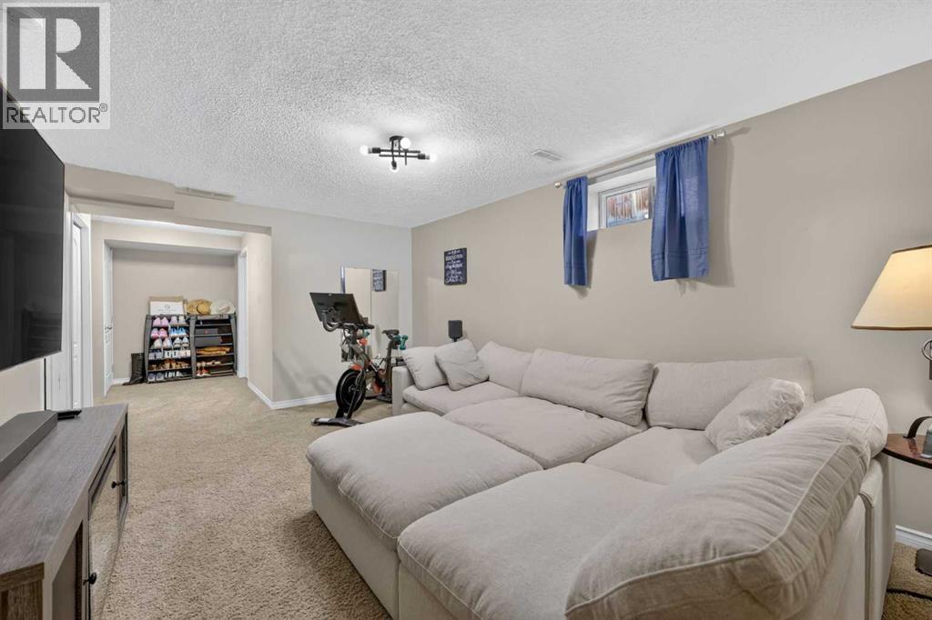 138 Tuscarora Way NW, Calgary, Alberta  T3L 2H1 - Photo 35 - A2311355