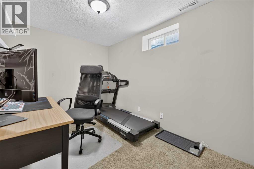 138 Tuscarora Way NW, Calgary, Alberta  T3L 2H1 - Photo 36 - A2311355