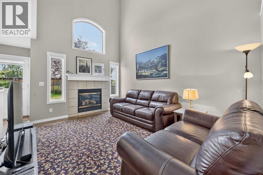 138 Tuscarora Way NW, Calgary, Alberta  T3L 2H1 - Photo 7 - A2311355