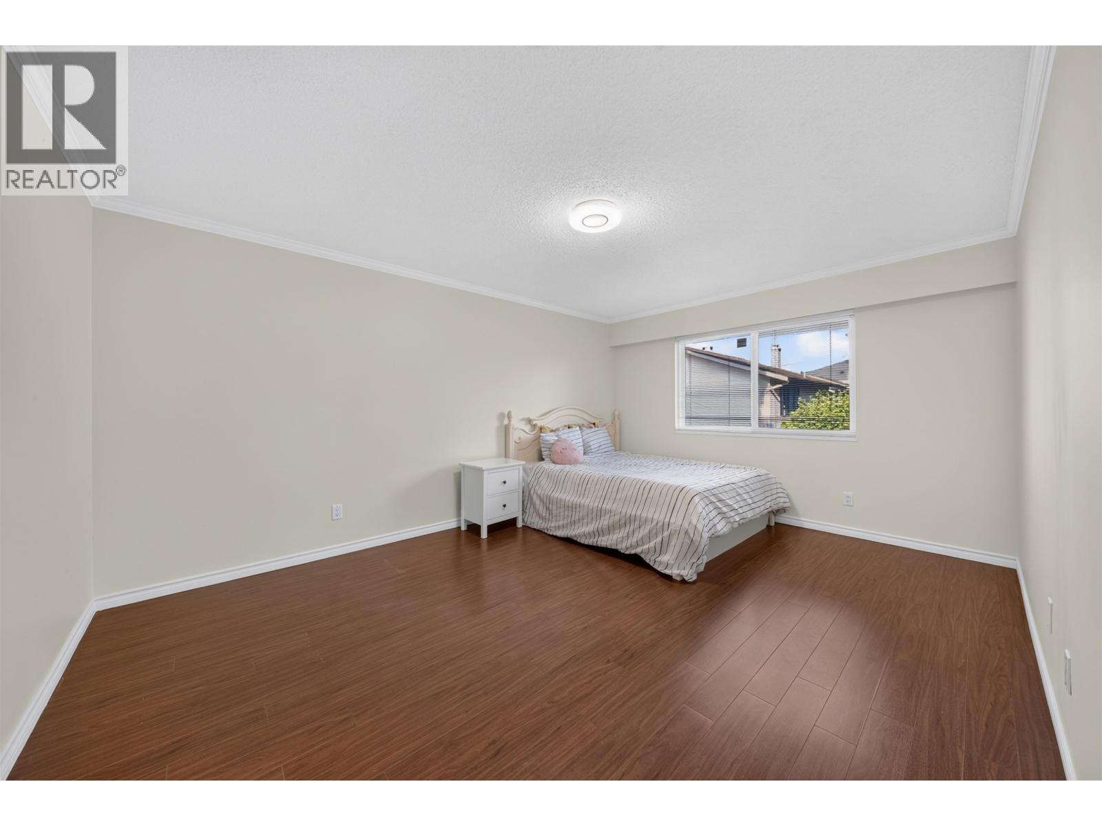 8580 Dakota Place, Richmond, British Columbia V7C 4Y6 - Photo 16 - R3156033