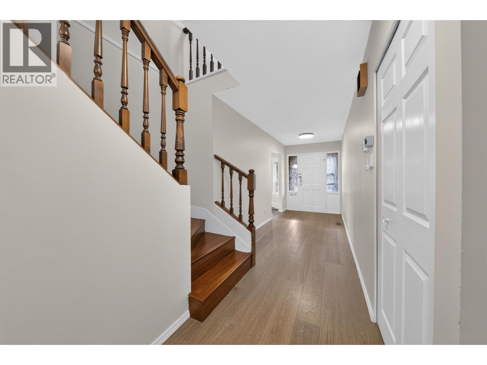 8580 Dakota Place, Richmond, British Columbia V7C 4Y6 - Photo 14 - R3156033