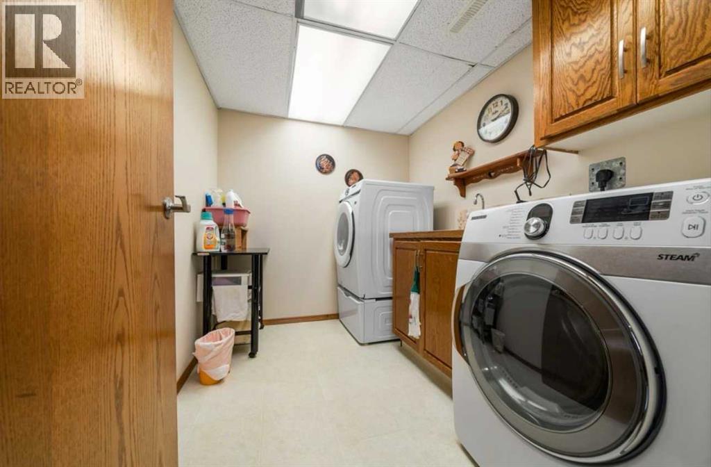 16 Carry Court SE, Medicine Hat, Alberta  T1B 3T9 - Photo 29 - A2331901
