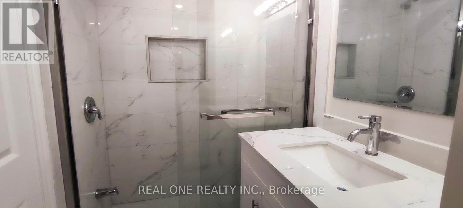 Bsmt B - 22 Cloverridge Avenue, East Gwillimbury, Ontario  L9N 0V3 - Photo 7 - N13680238