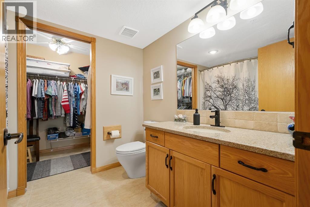 246, 6868 Sierra Morena Boulevard SW, Calgary, Alberta T3H 3R6 - Photo 11 - A2337768