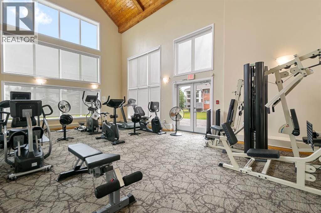 246, 6868 Sierra Morena Boulevard SW, Calgary, Alberta T3H 3R6 - Photo 21 - A2337768