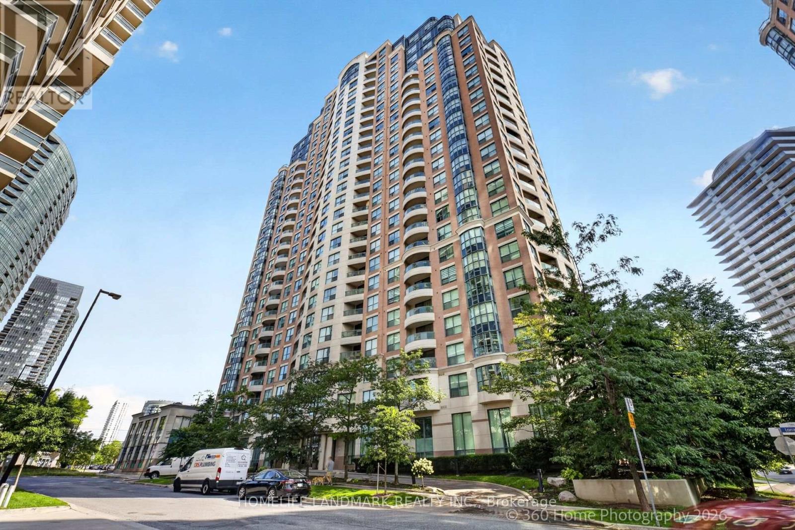 MPH07 - 7 LORRAINE DRIVE, Toronto, Ontario