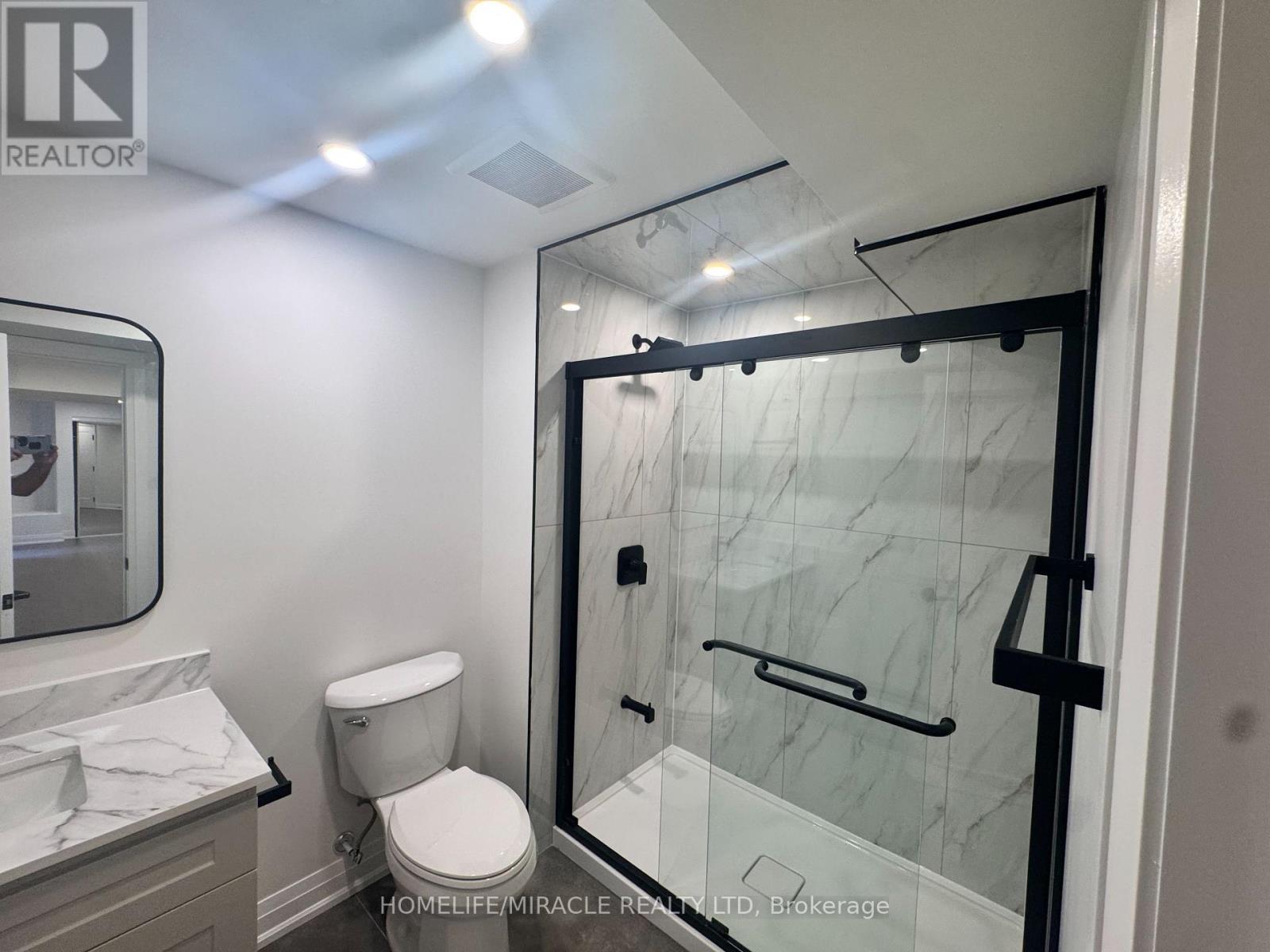 14 Berton Boulevard, Halton Hills, Ontario  L7G 6A5 - Photo 24 - W13680266