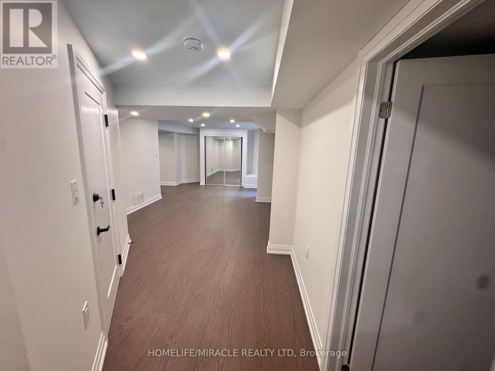 14 Berton Boulevard, Halton Hills, Ontario  L7G 6A5 - Photo 30 - W13680266